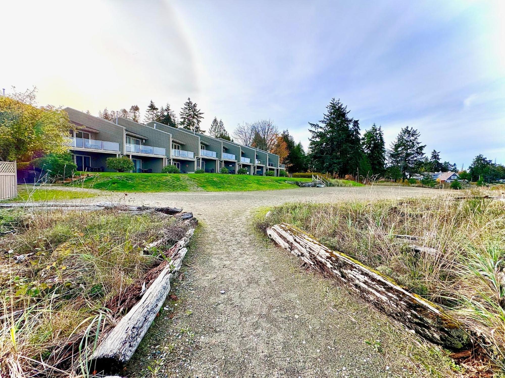 Shorewater Resort Beachfront Studio - 2 Beds Qualicum Beach Εξωτερικό φωτογραφία